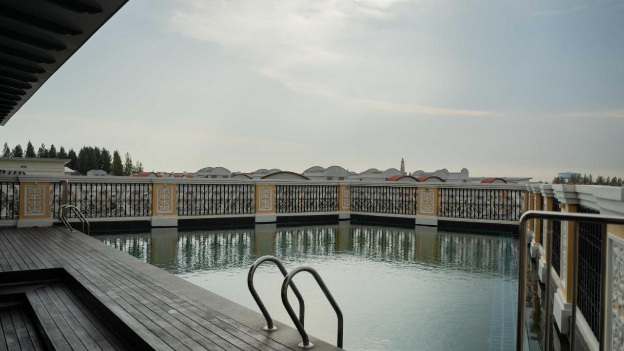 KAIZEN Hotel&Suites Melaka Eksteriør billede
