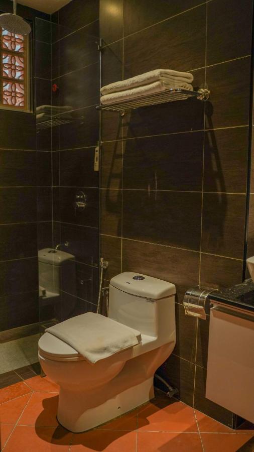 KAIZEN Hotel&Suites Melaka Eksteriør billede