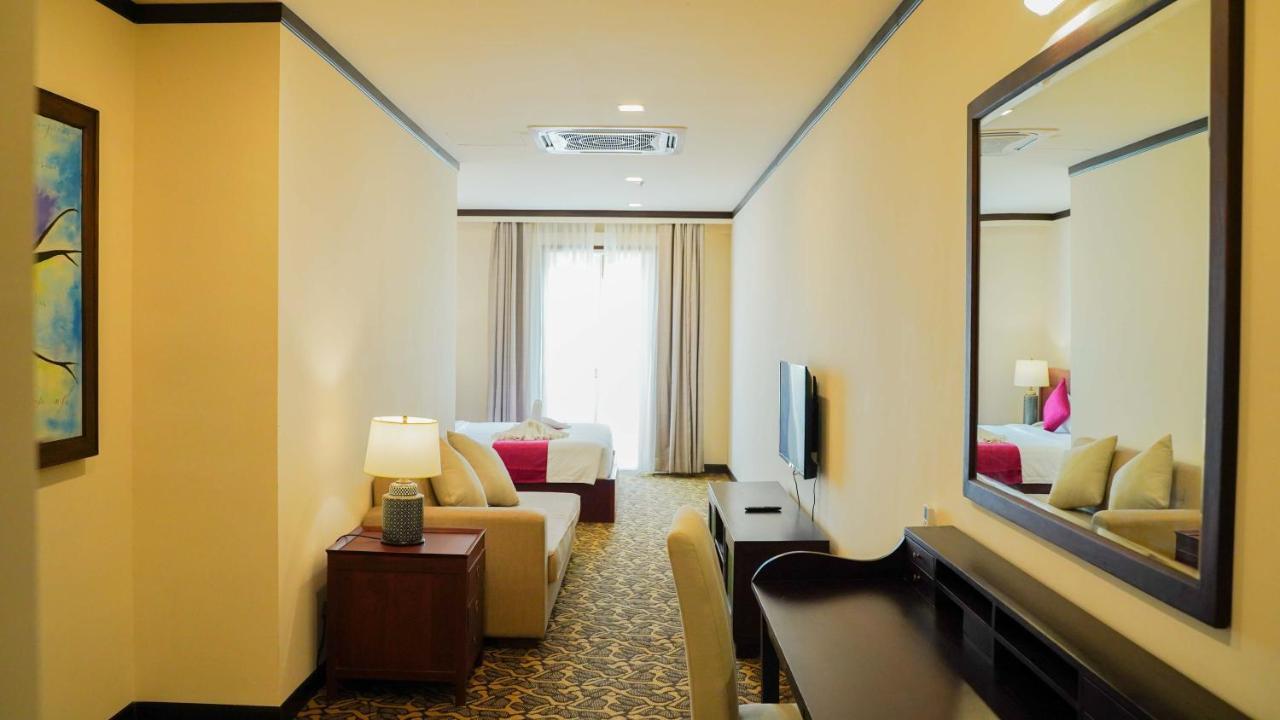 KAIZEN Hotel&Suites Melaka Eksteriør billede