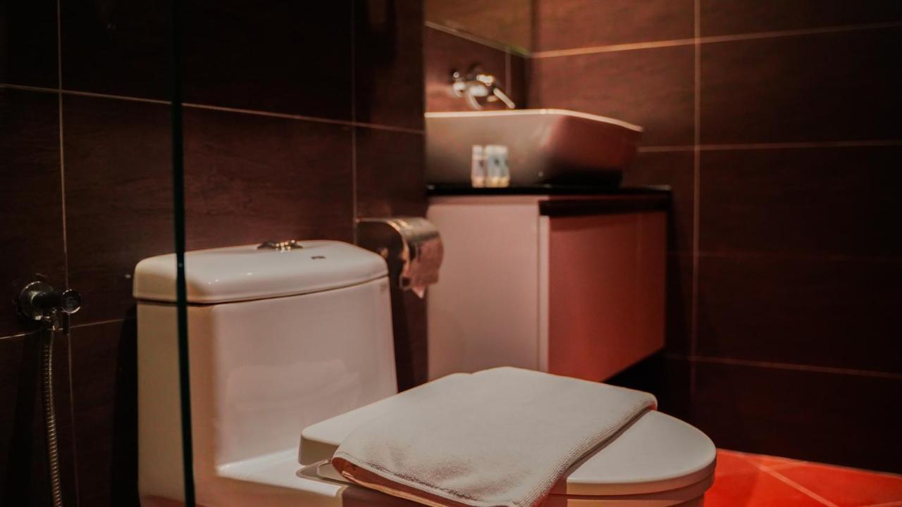 KAIZEN Hotel&Suites Melaka Eksteriør billede