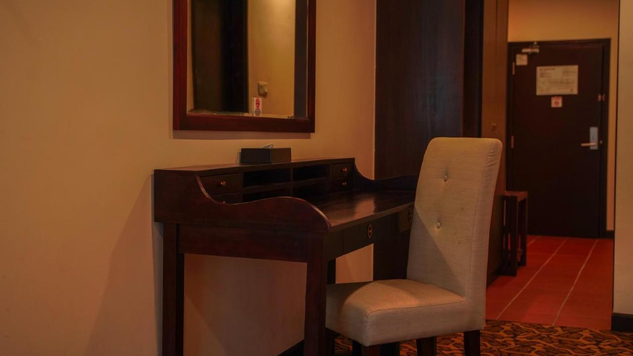 KAIZEN Hotel&Suites Melaka Eksteriør billede