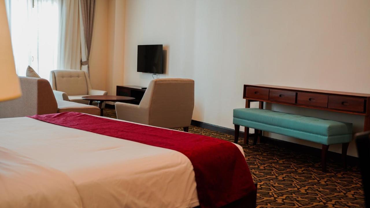 KAIZEN Hotel&Suites Melaka Eksteriør billede
